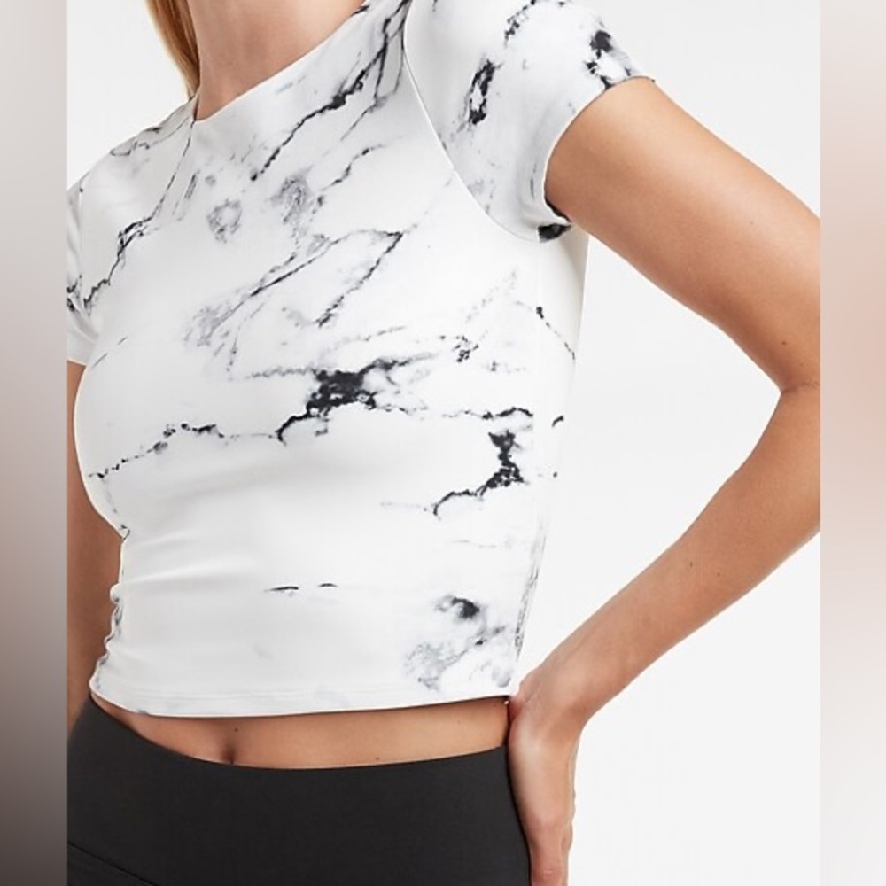 Body Contour Marbled Cropped Crew Neck Tee | Size M